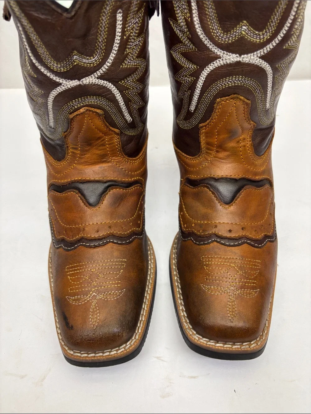 Caballo Dorado Western boots SZ 13 for little boy